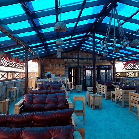 Hotel Ocean6 à Kokrobite Extérieur photo